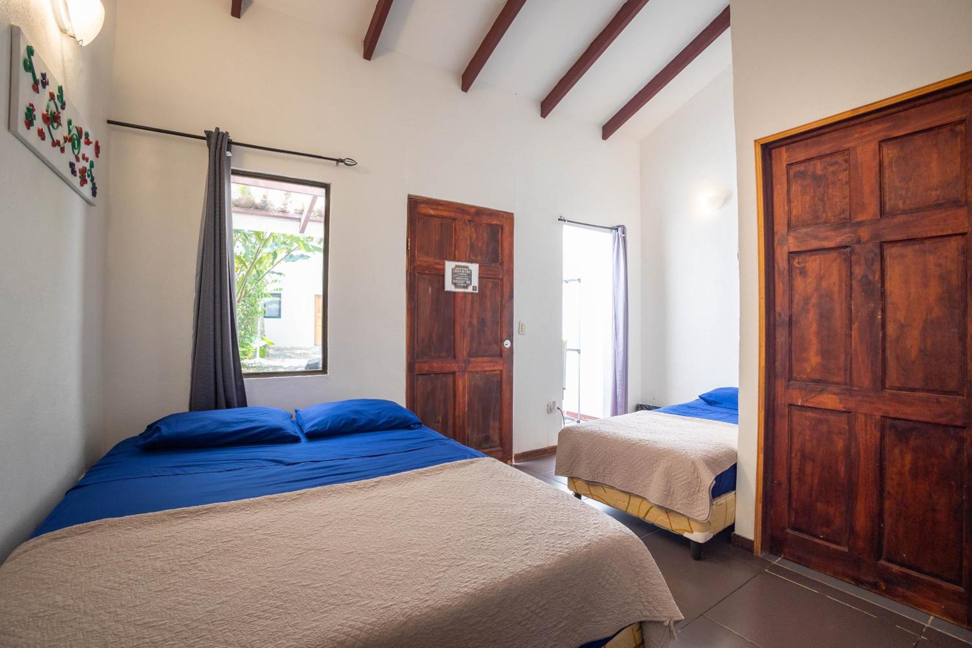 Hotel Bambutel Cocles à Puerto Viejo de Talamanca Extérieur photo