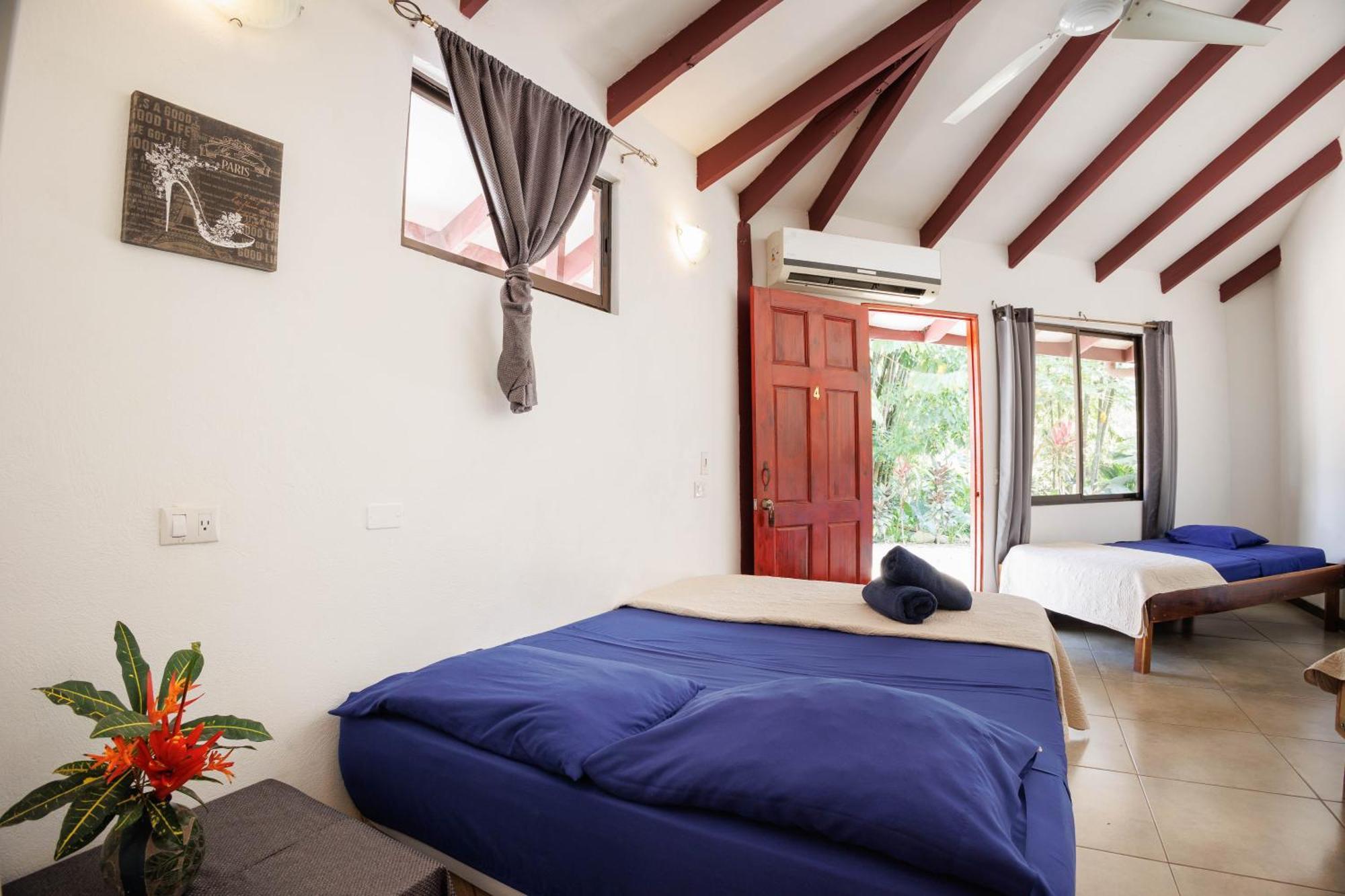 Hotel Bambutel Cocles à Puerto Viejo de Talamanca Extérieur photo