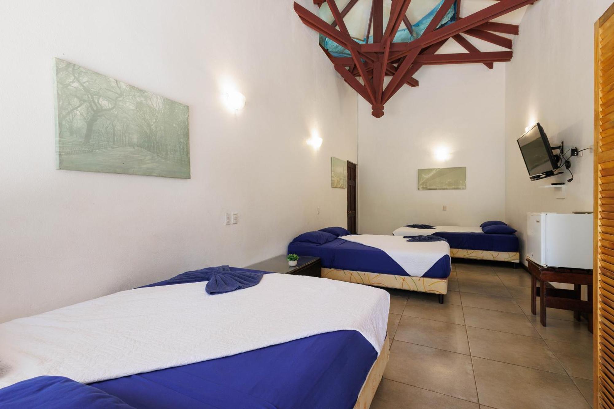 Hotel Bambutel Cocles à Puerto Viejo de Talamanca Extérieur photo