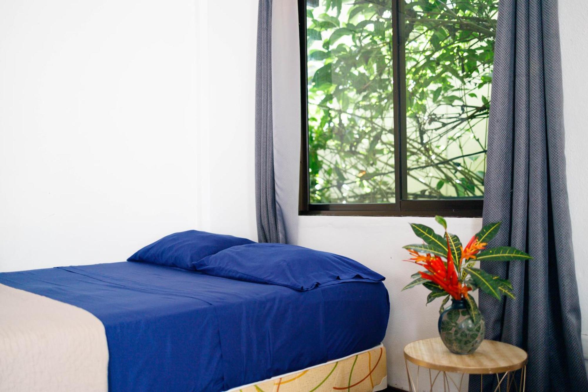 Hotel Bambutel Cocles à Puerto Viejo de Talamanca Extérieur photo
